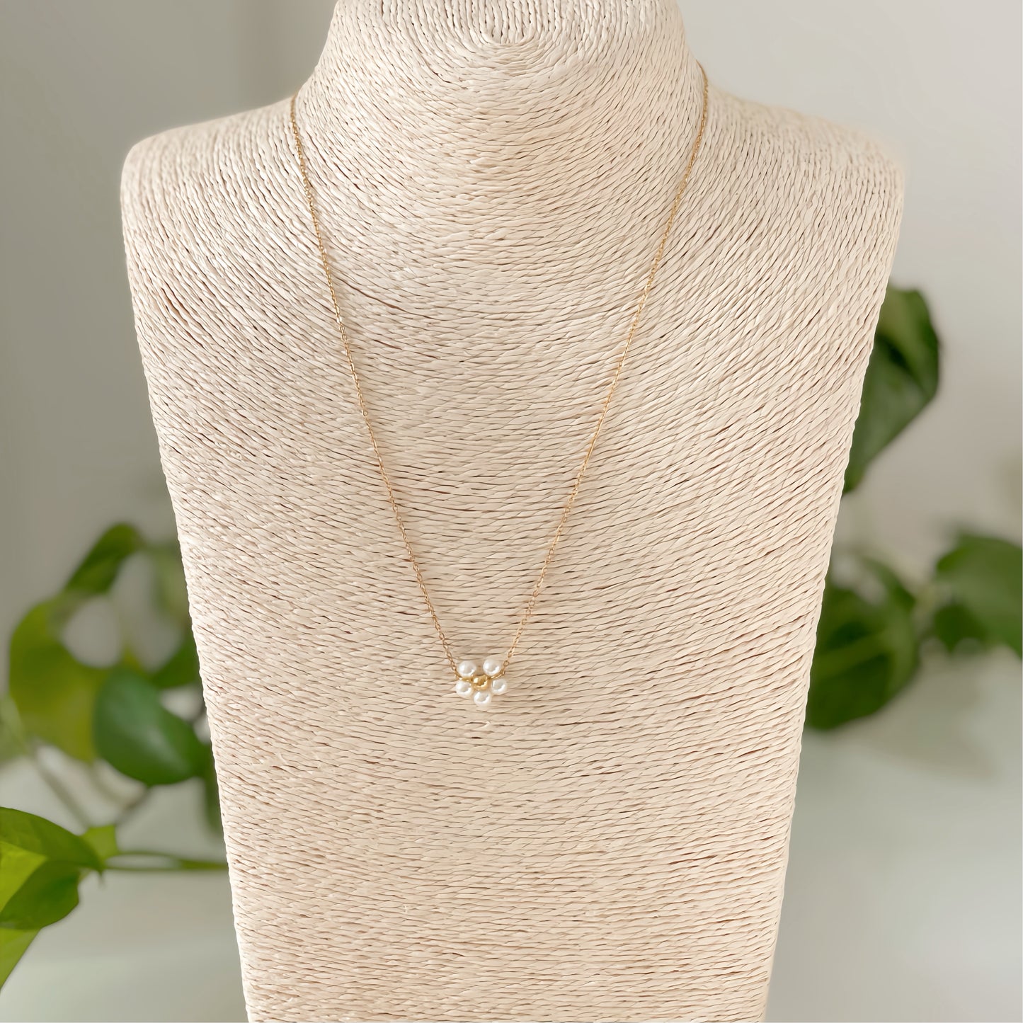 Daisy Necklace