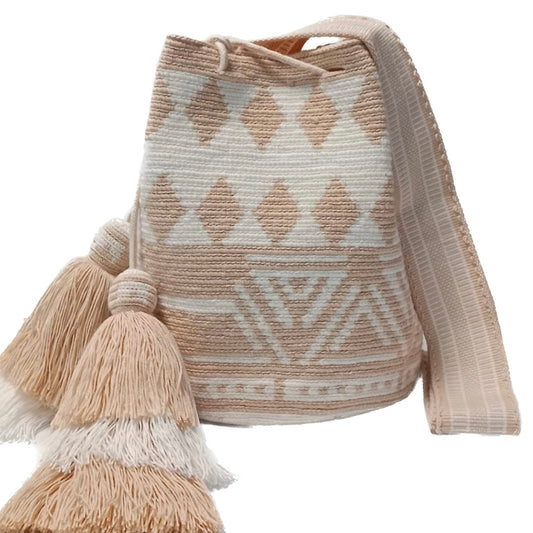 Wayuu nude colors diamond shape and rodapie